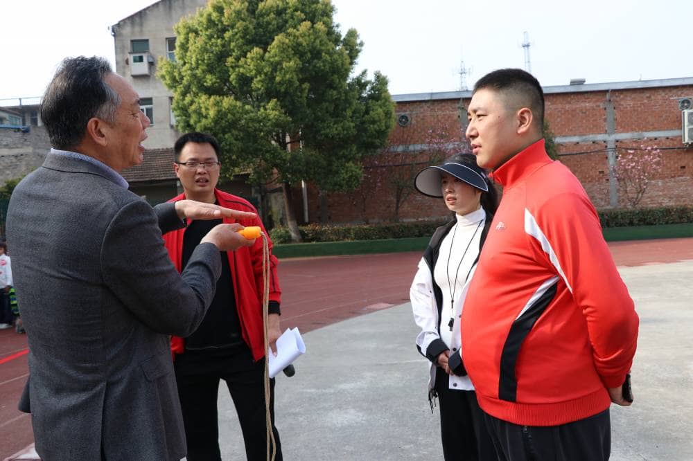 夯实体质基石   促进全面发展---板桥小学迎接省教育厅学生体质健康抽测(图3)