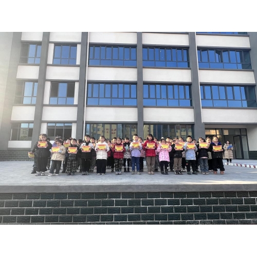 龙行龘龘载硕果 巳巳如意踏光来——板桥小学隆重举行2024-2025上学期散学典礼