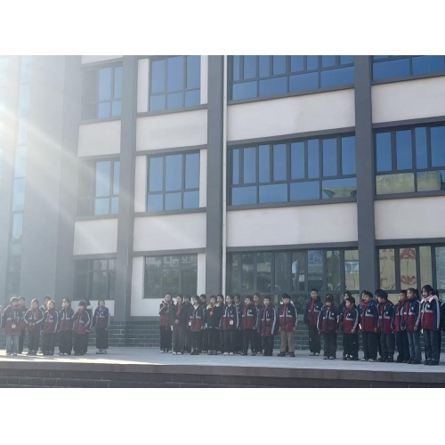 落实“五育并举”，绽放多彩童年 ——我校特色课程成果展演活动精彩纷呈