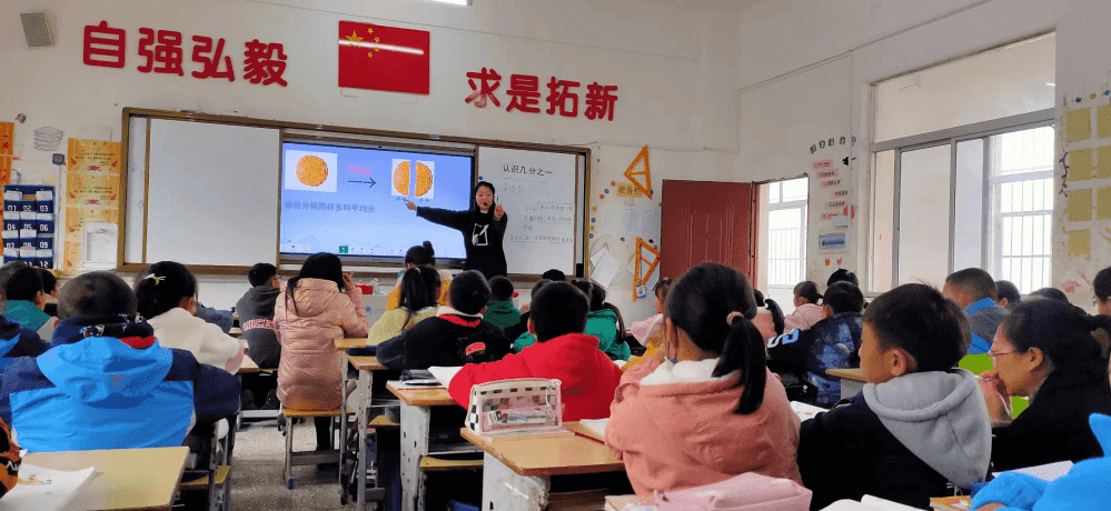 板桥店镇中心学校积极组织开展教学基本功大练兵、大比武、大评比活动(图3)