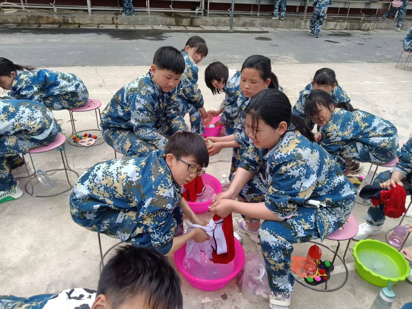 挥洒实践汗水，书写无悔青春——板桥小学四（1）班社会实践活动(图13)