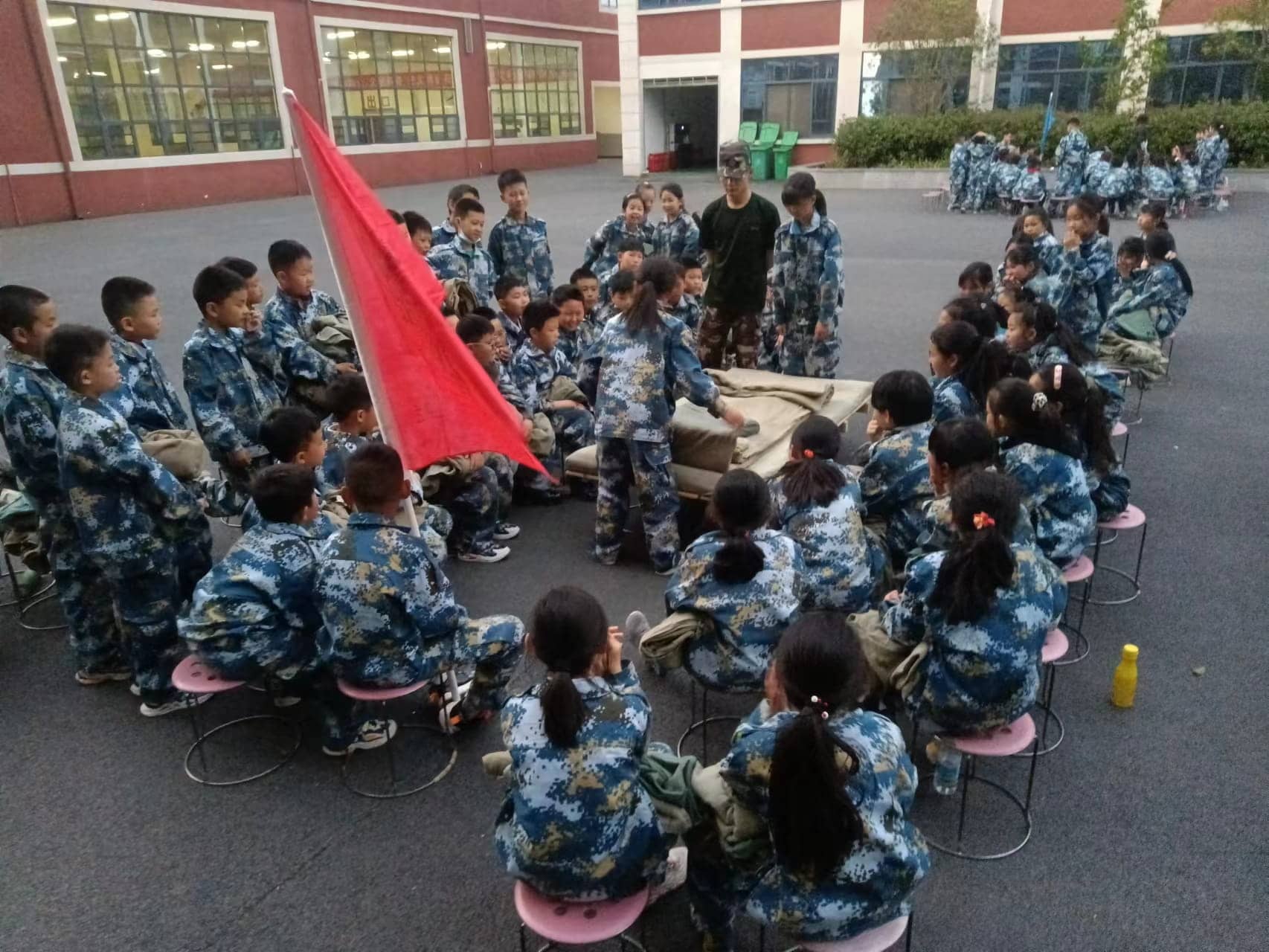 挥洒实践汗水，书写无悔青春——板桥小学四（1）班社会实践活动(图14)