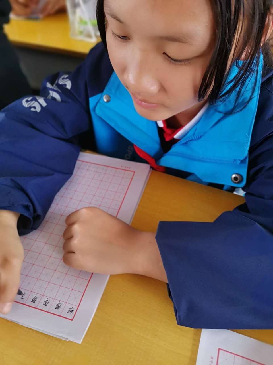 六年级书法小组活动风采(图2)