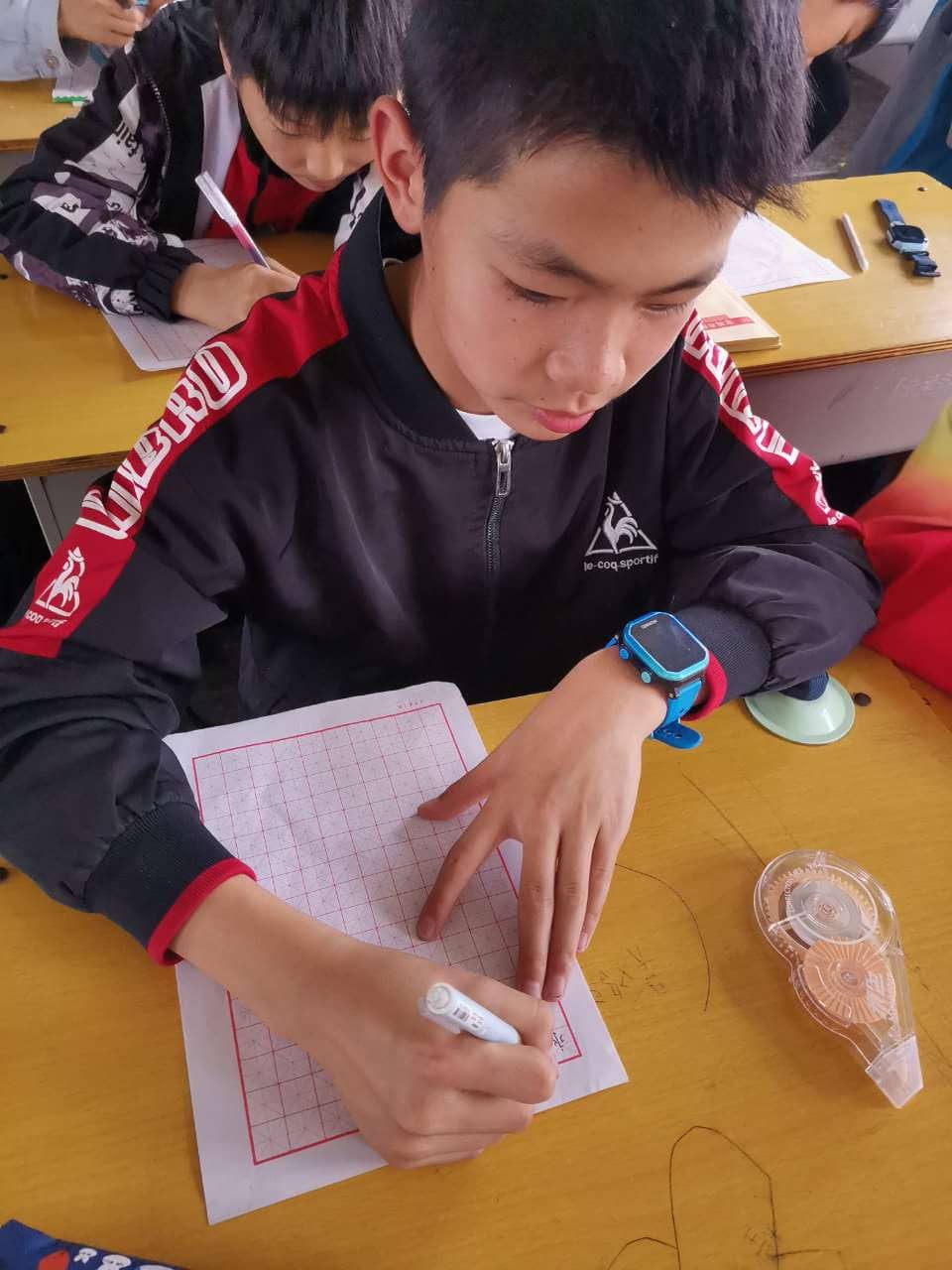 六年级书法小组活动风采(图4)
