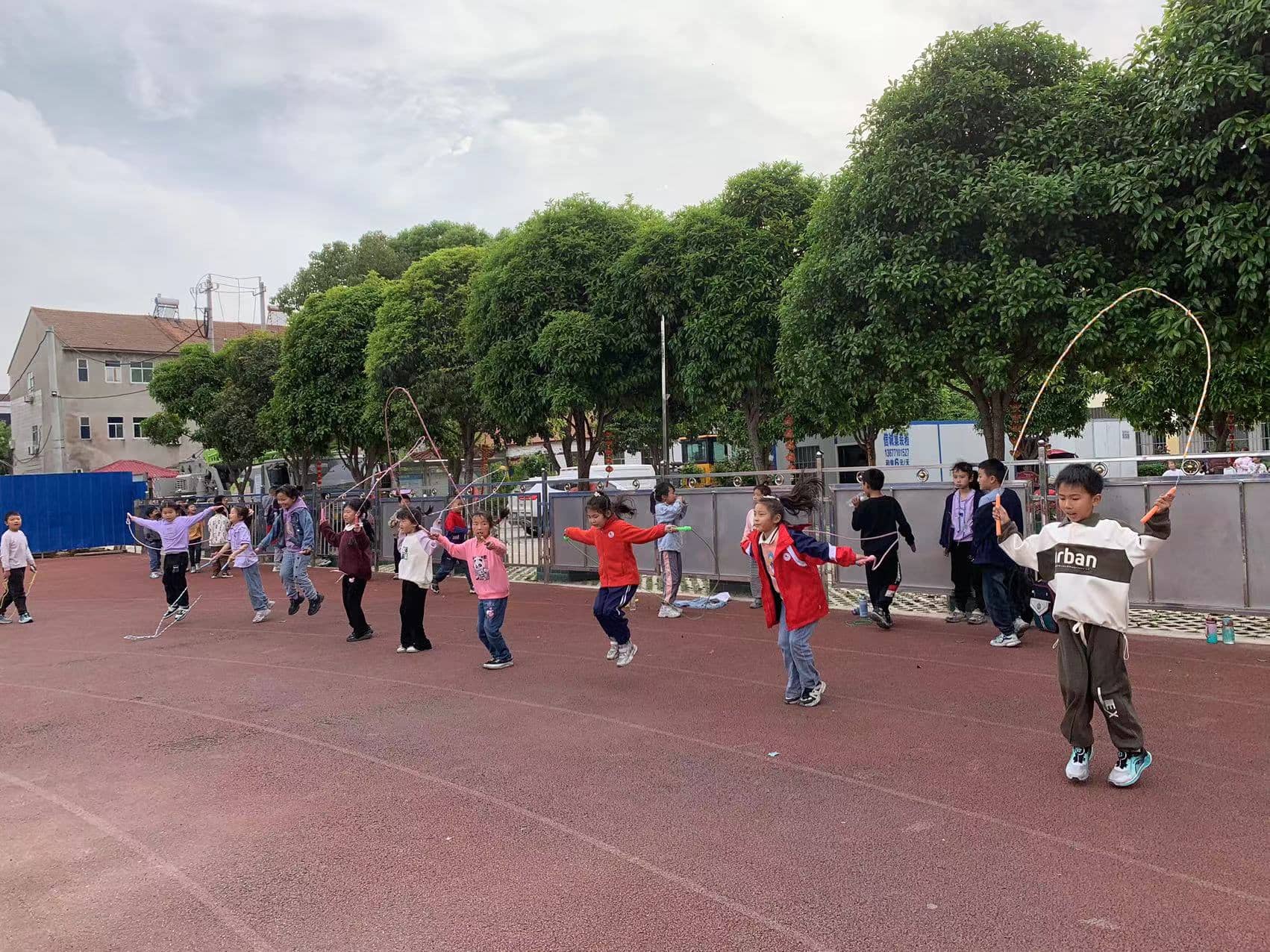 今日板小4月18日(图6)