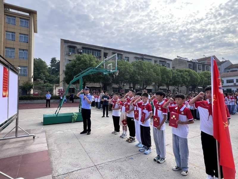塑心立行，助力守护---板桥小学少年警队成立仪式(图4)