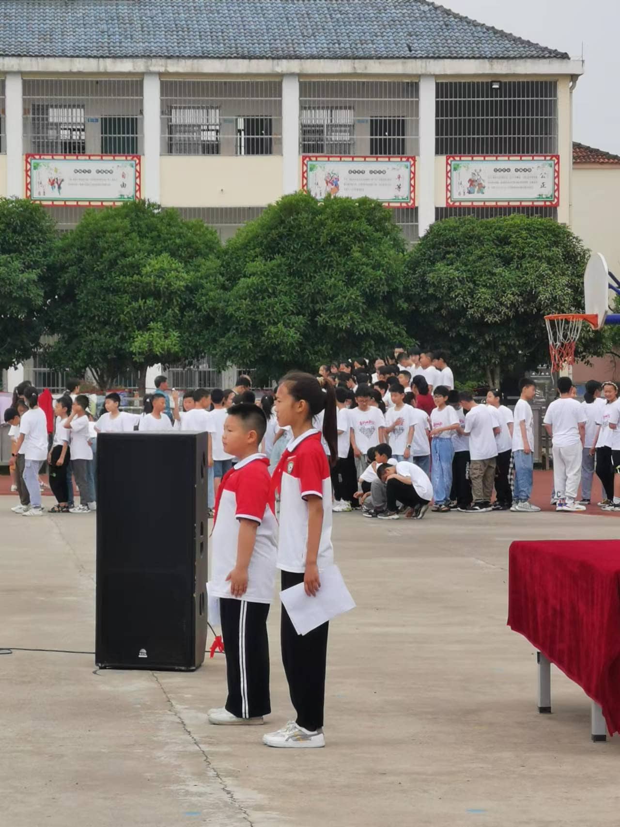 五年级“庆六一”文艺汇演(图2)