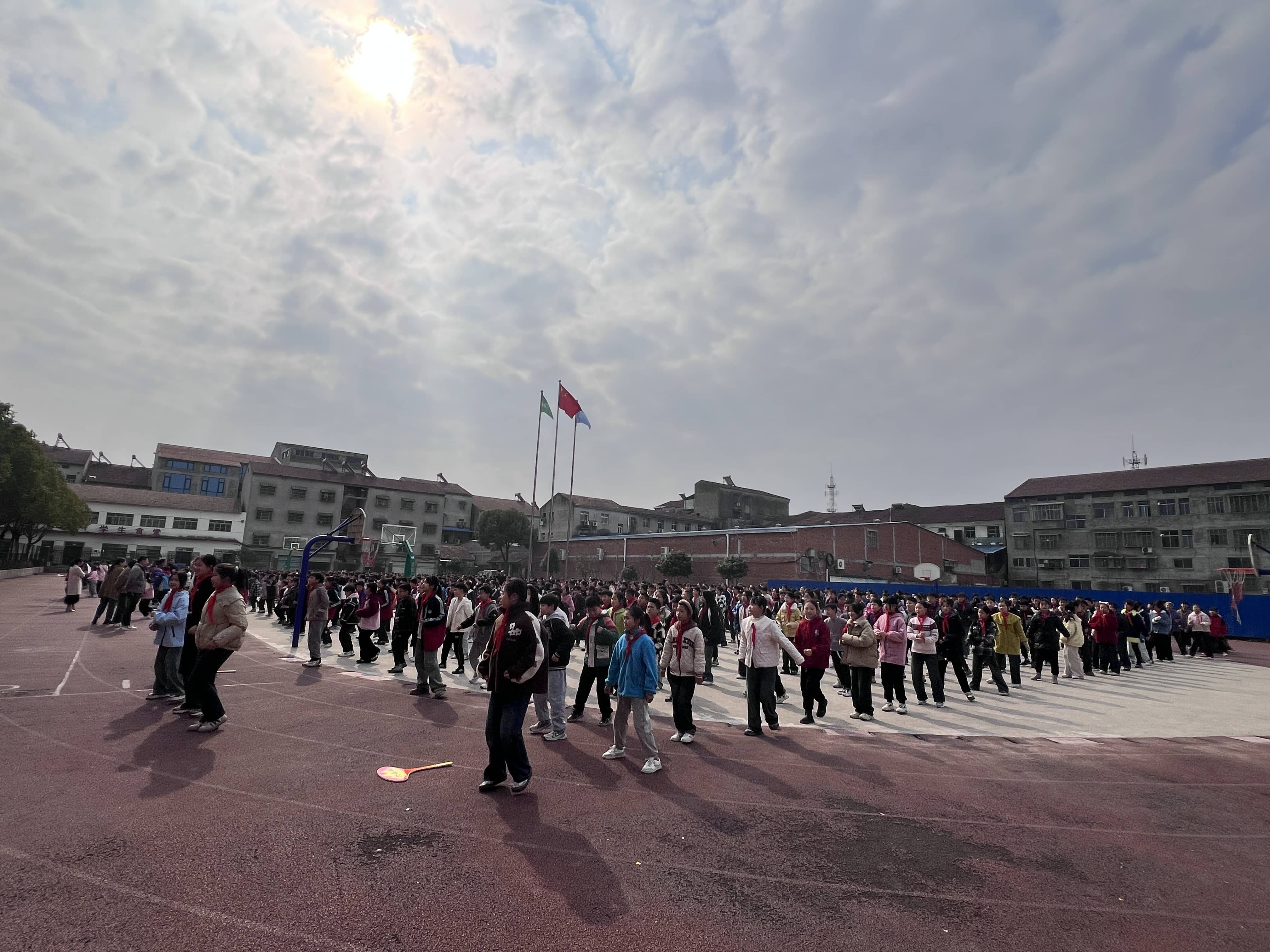 今日板小 2024-3-15(图1)