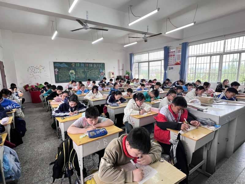 展英语魅力，做词汇达人——板桥小学英语单词竞赛活动(图1)