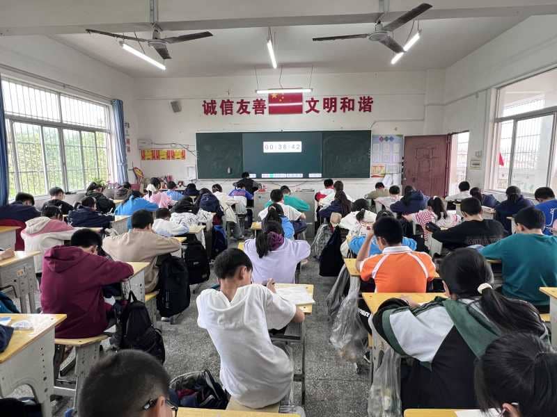 展英语魅力，做词汇达人——板桥小学英语单词竞赛活动(图2)