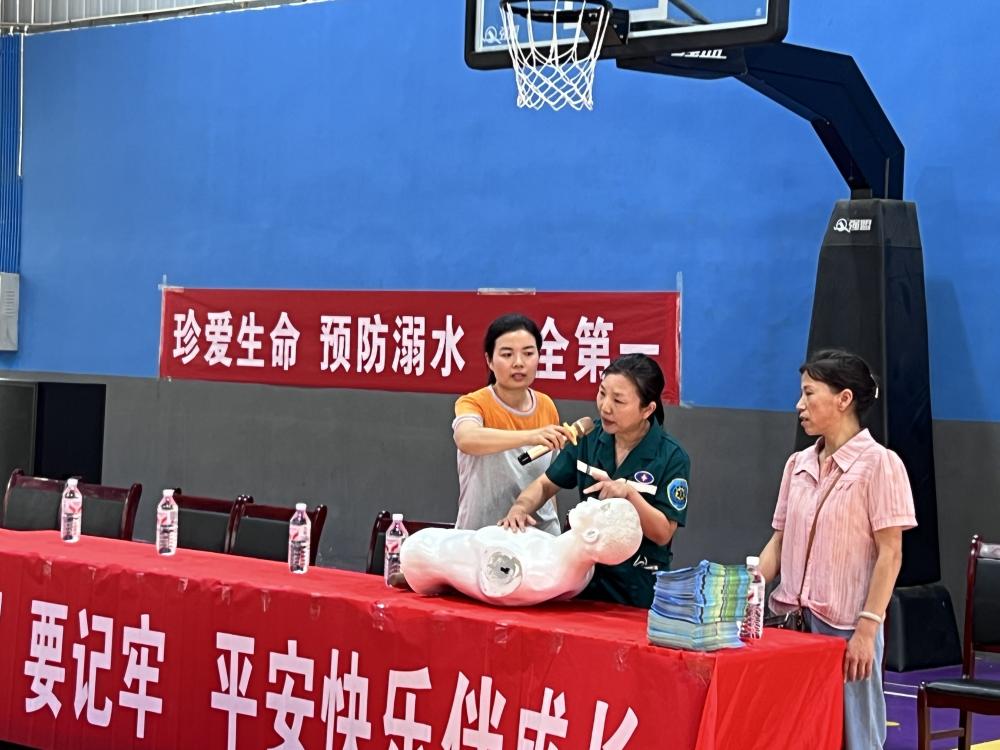 筑牢生命防线，守护夏日安全 —— 板桥小学携手京桥幼儿园开展防溺水安全教育公开课活动(图3)