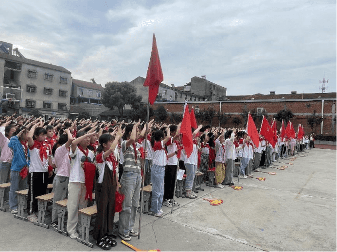 筑梦新时代 争做好少年(图7)