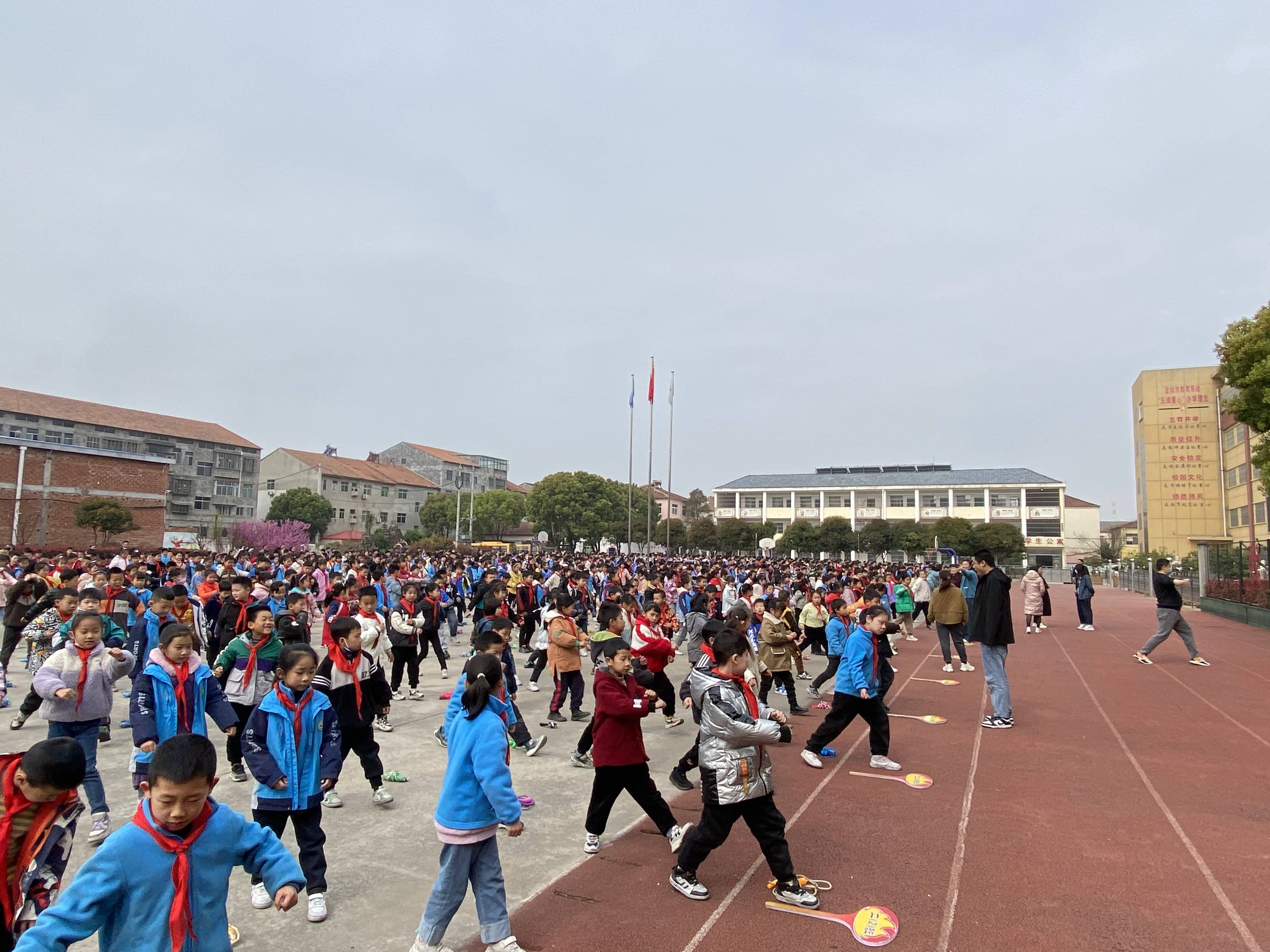 今日板小2023.3.29(图3)