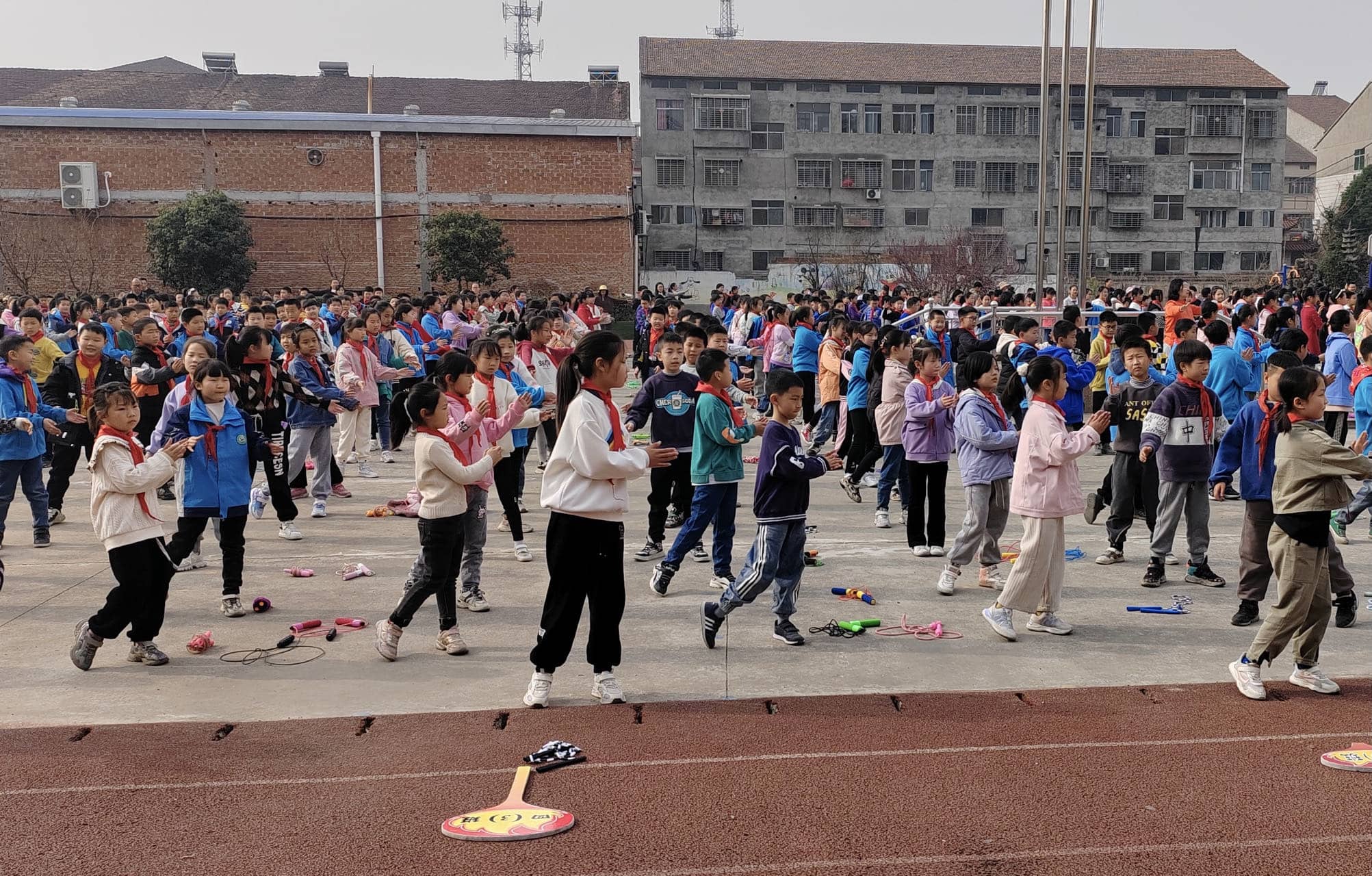 今日板小2023.4.12(图2)