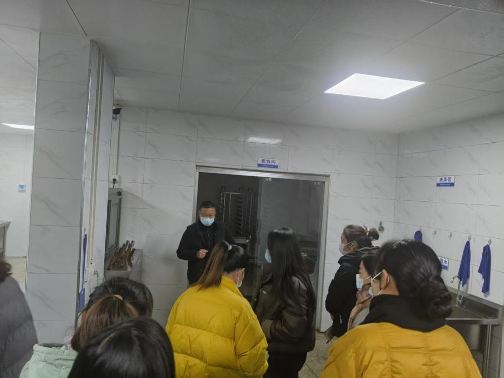 家校同心，共话成长——板桥小学开展家长开放日活动(图3)