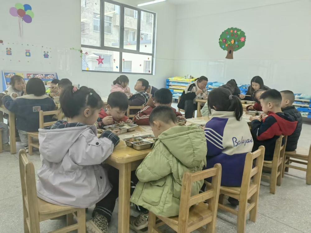 家园同心 共育花开 ——板桥小学附属幼儿园家长开放日活动纪实(图5)