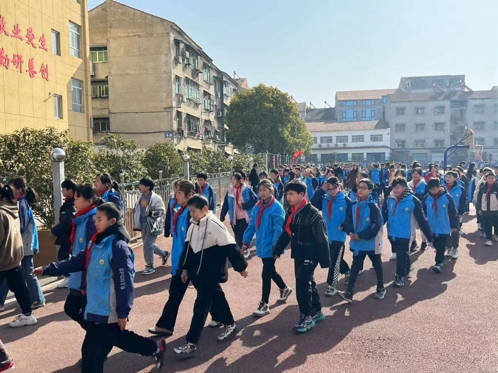 今日板小2023.2.20(图11)