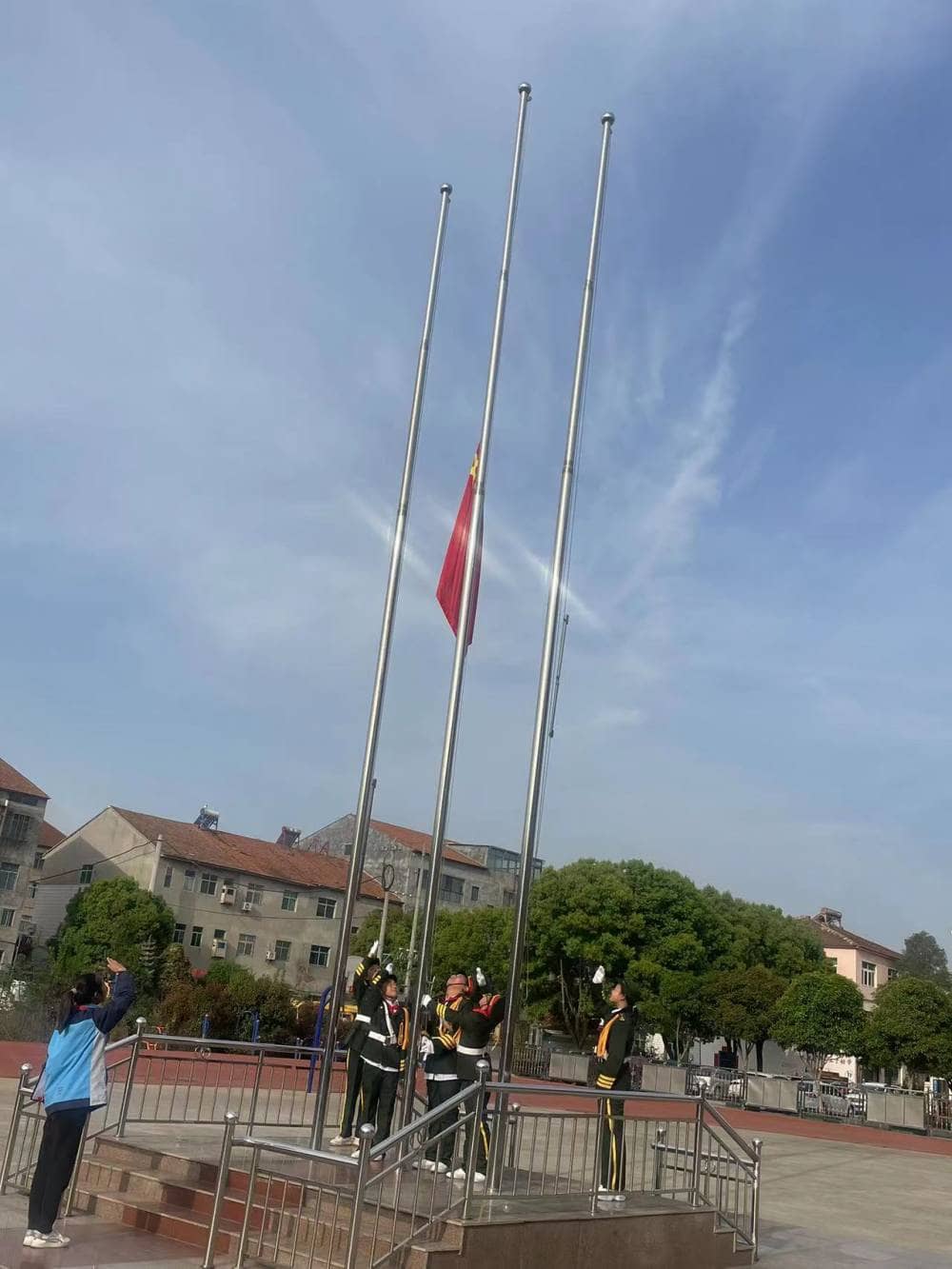 今日板小2023.4.10(图2)