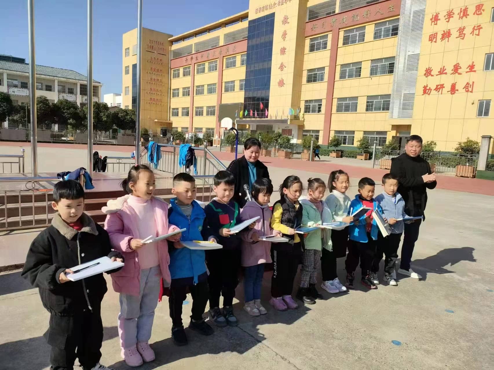 一（2）班家长会(图3)