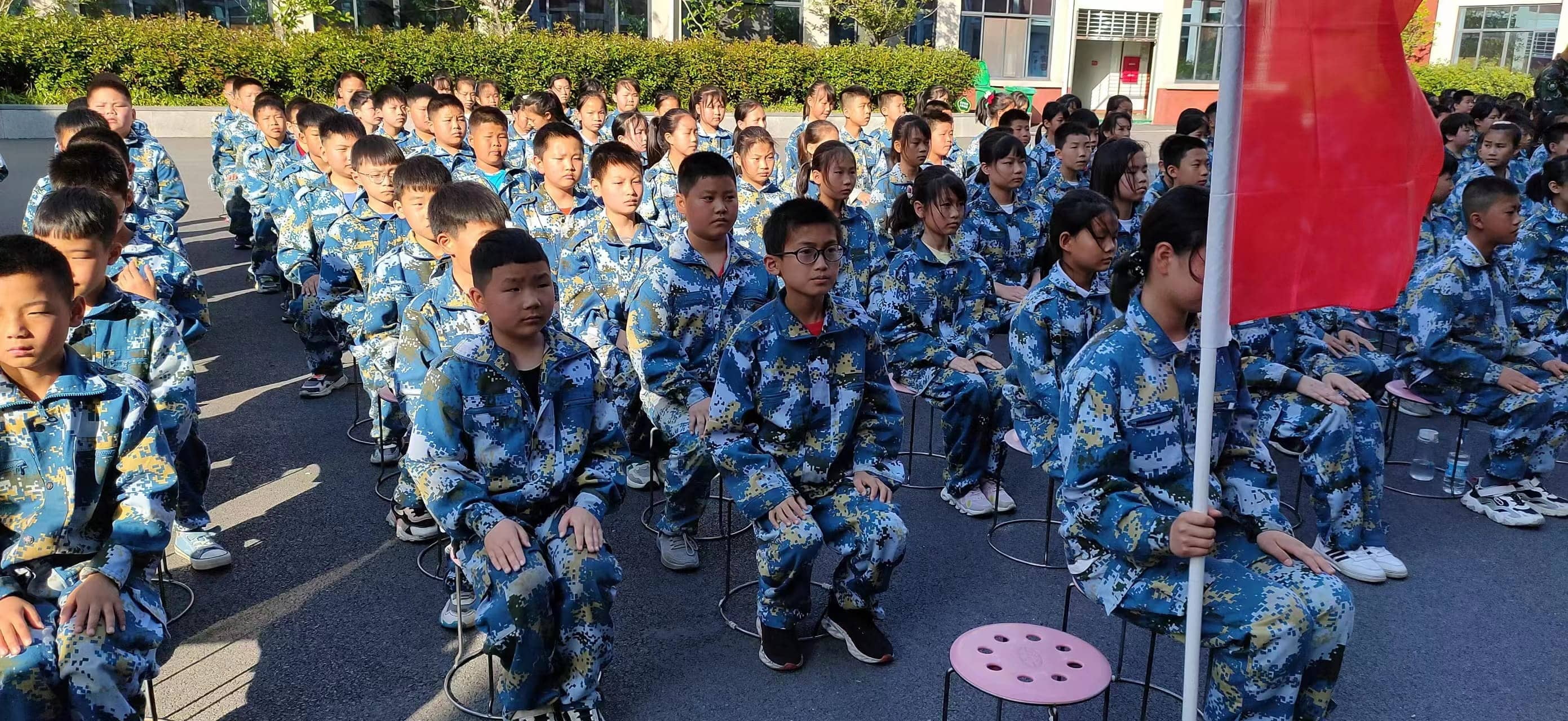 实践出真知  活动促成长——记五（1）班综合实践活动(图1)