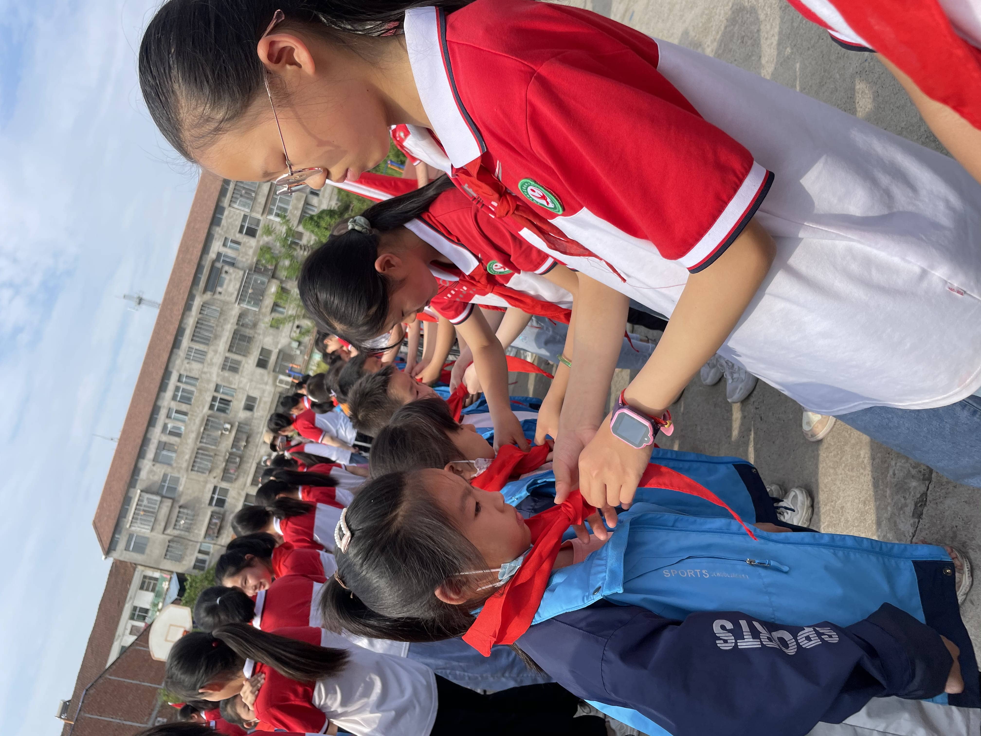 "红领巾心向党”入队仪式(图5)