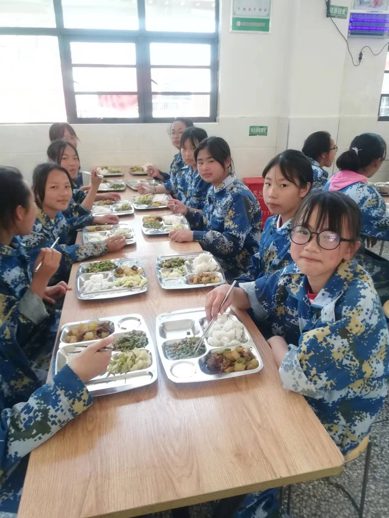 在实践中快乐，在快乐中成长(图2)