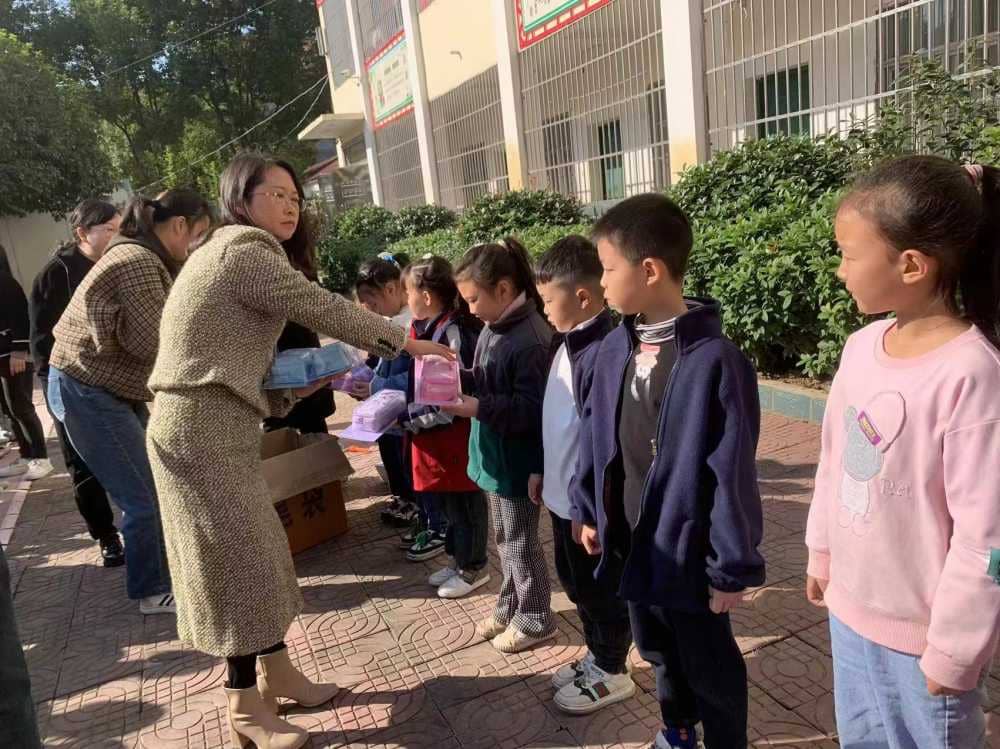 今日板小2023.11.7(图3)