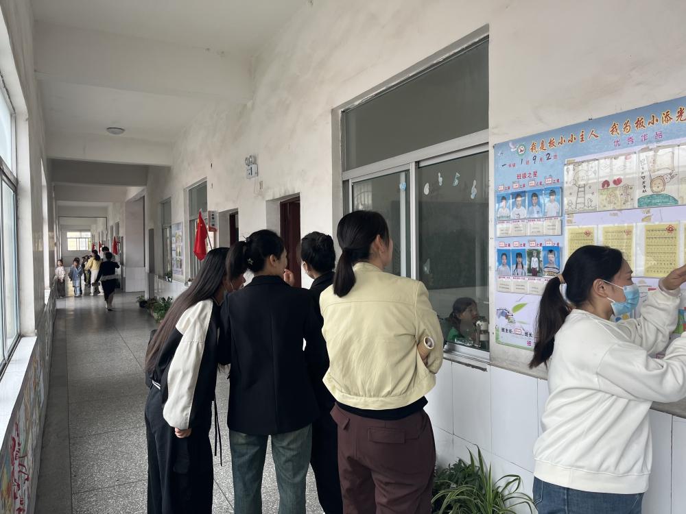 家校共育，共筑未来——板桥小学“家长开放日”活动(图3)